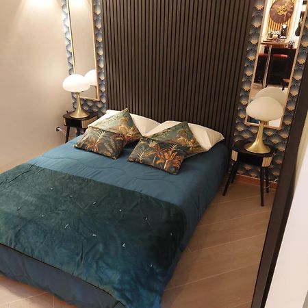 Paris-Julesverne-Bienvenue-Terrasse-Netflix Pantin Ngoại thất bức ảnh